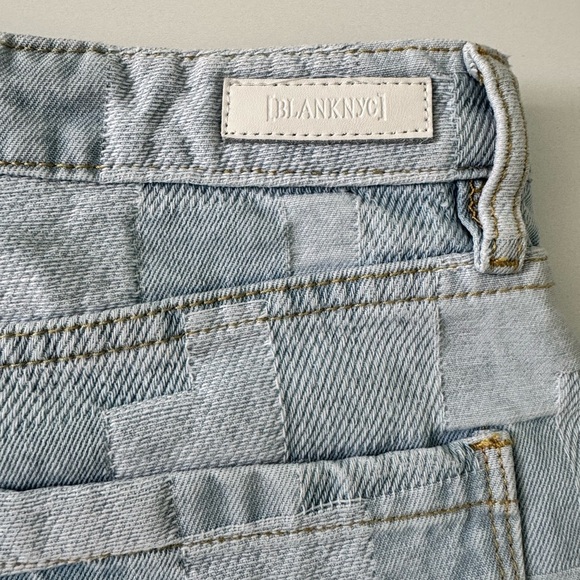 Blank NYC Barrow Patchwork Jean Shorts with Distressed Hem Size 26 - Picture 8 of 12